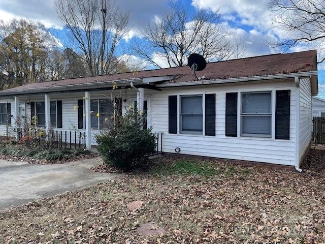 Property image 1 at 201 Oshea Avenue, Gastonia, NC 28056