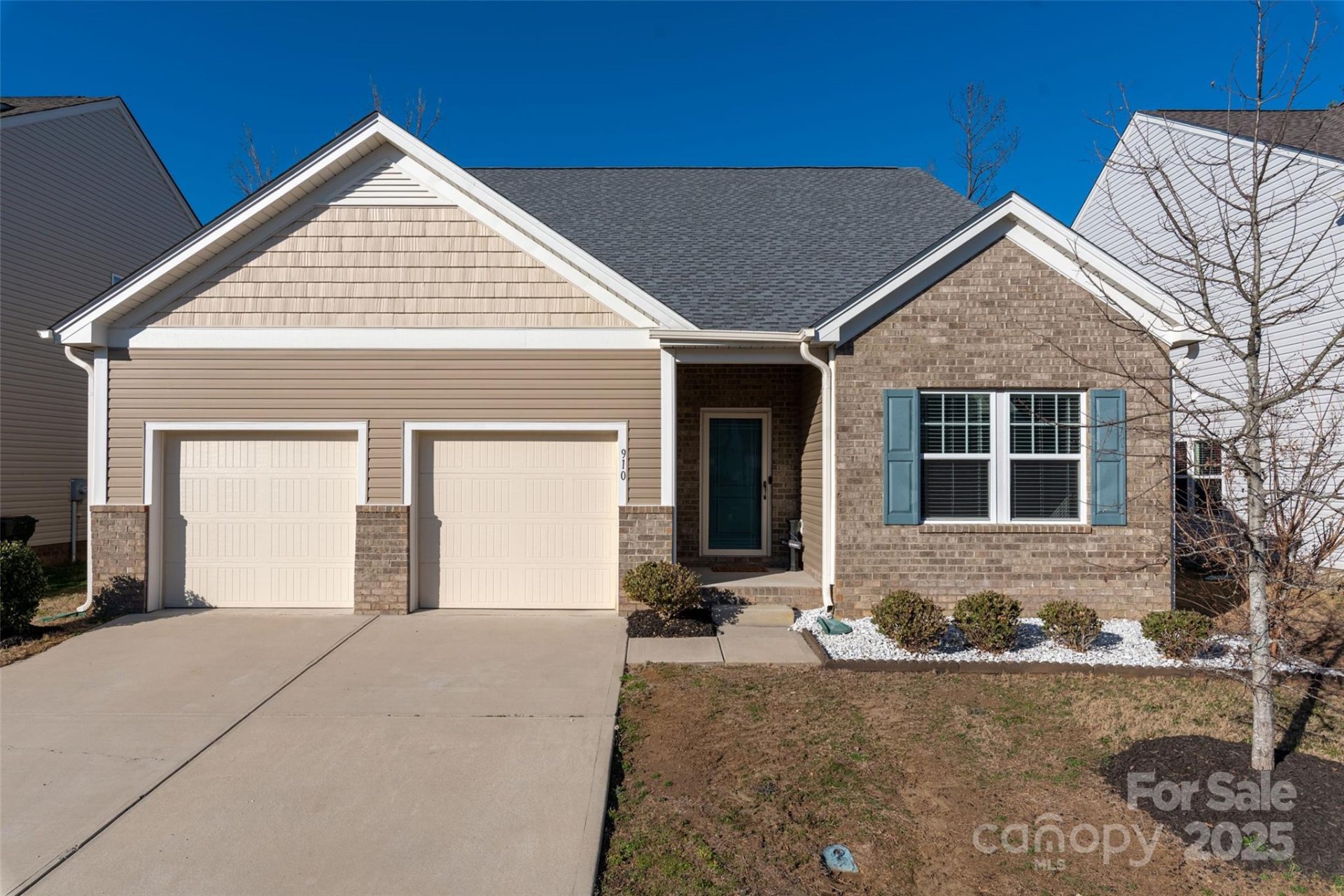 Property image 1 at 910 Von Buren Boulevard, Rock Hill, SC 29730