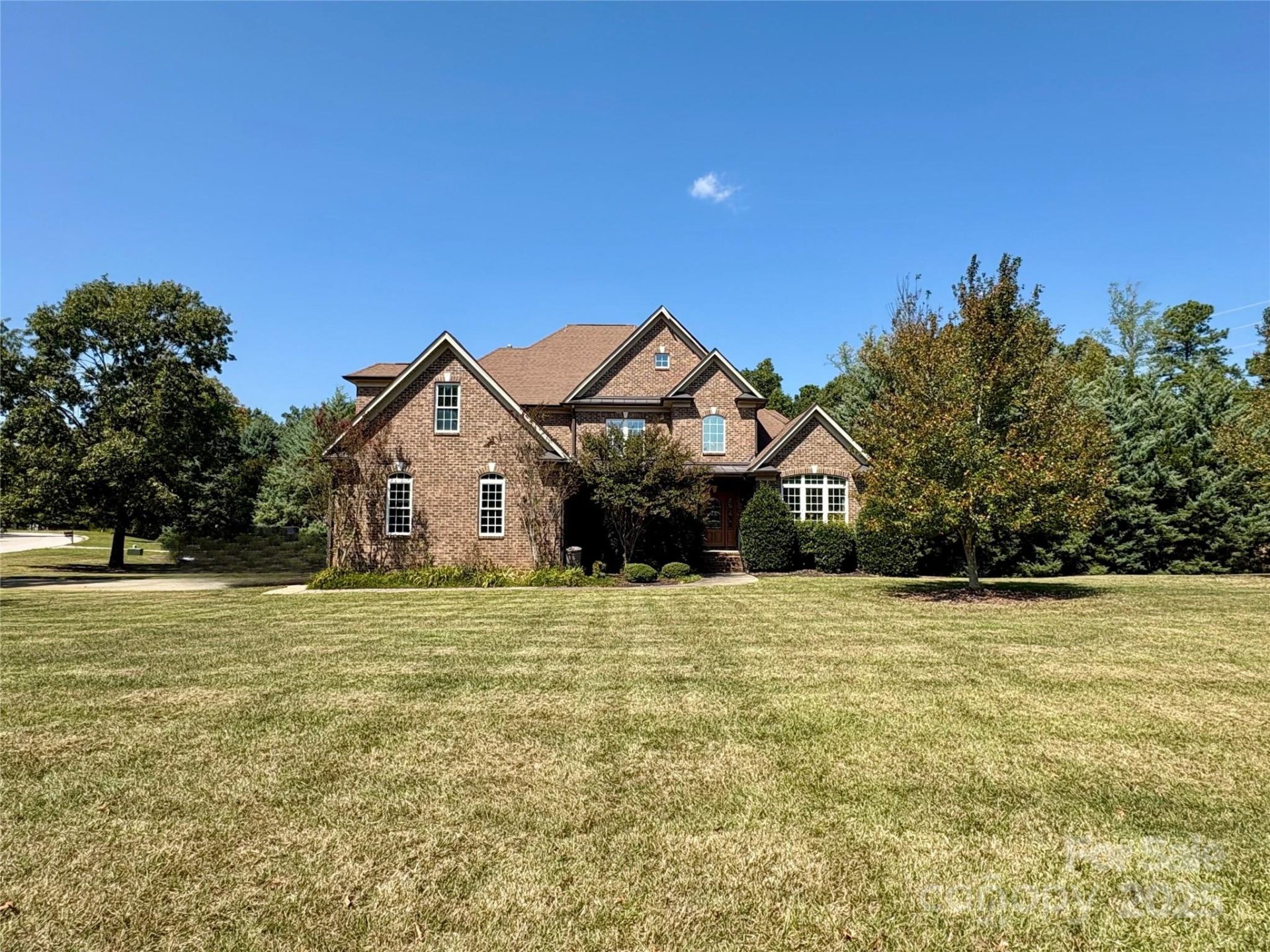 2553 Cozy Cove Drive