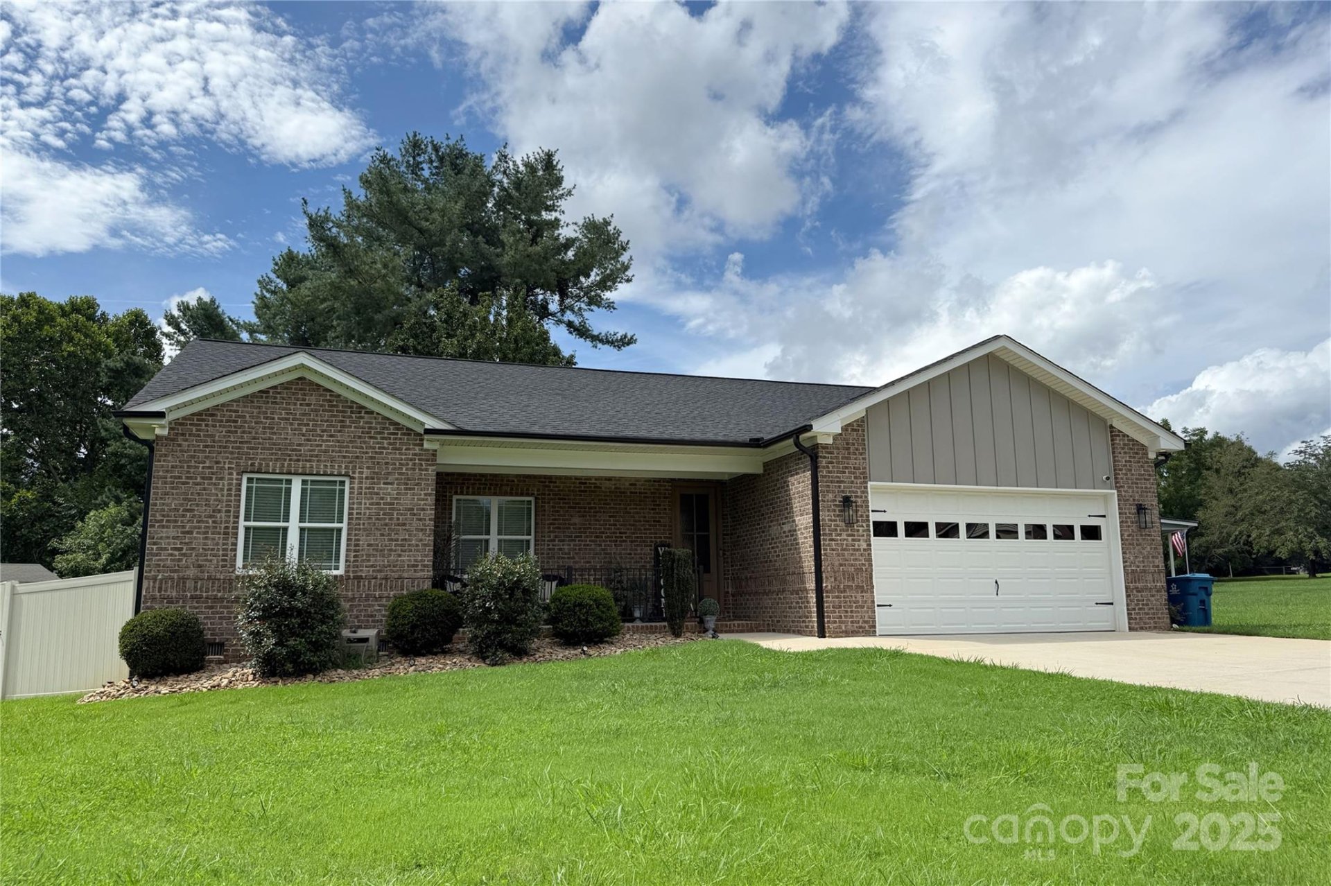 Property at 5324 Stonewood Drive, Hickory, NC 28602
