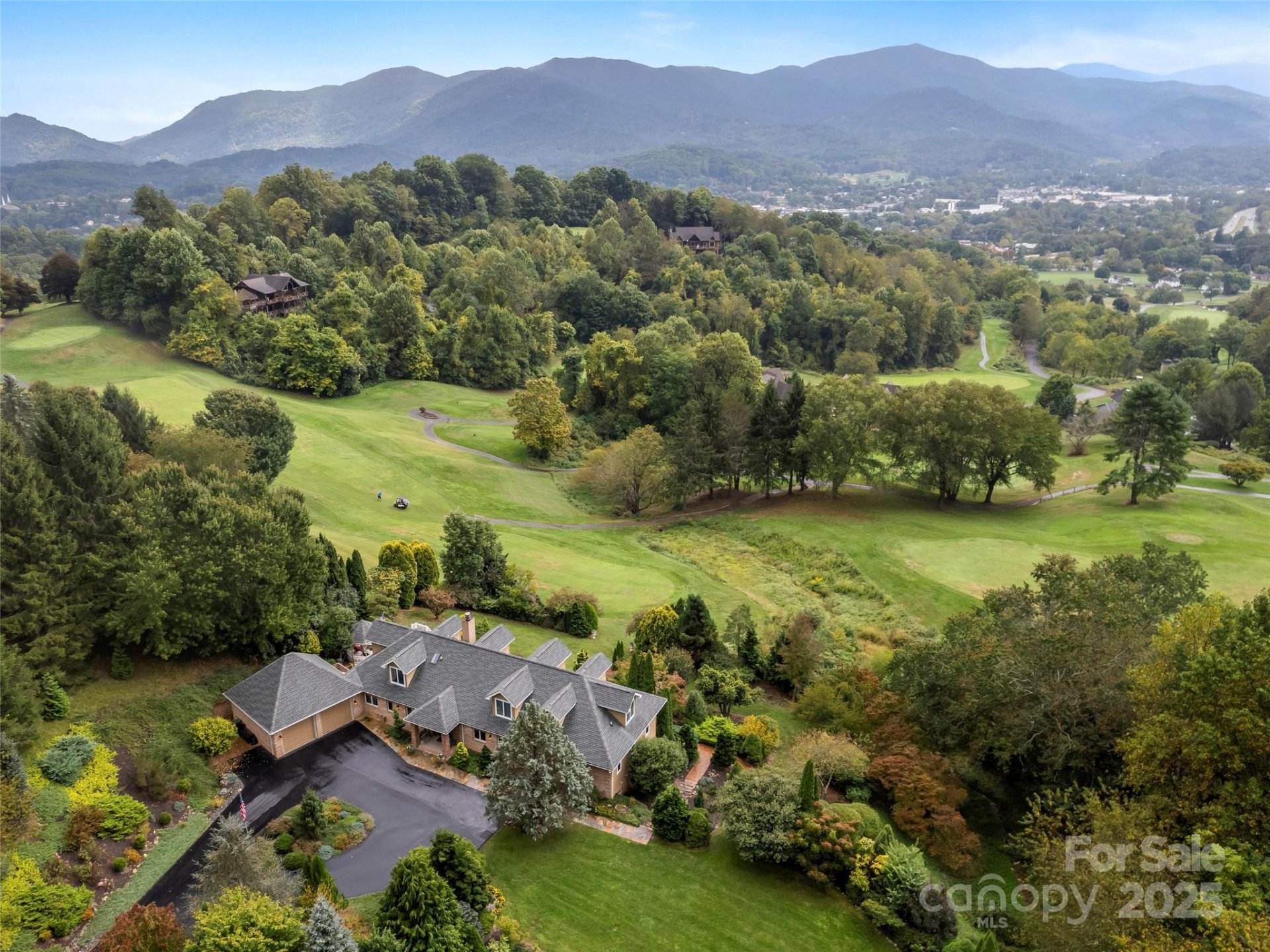 Property image 3 at 700 Laurel Ridge Drive, Waynesville, NC 28786