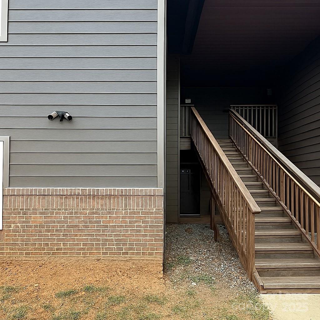 Property image 3 at 8033 Cedar Glen Drive, Charlotte, NC 28212