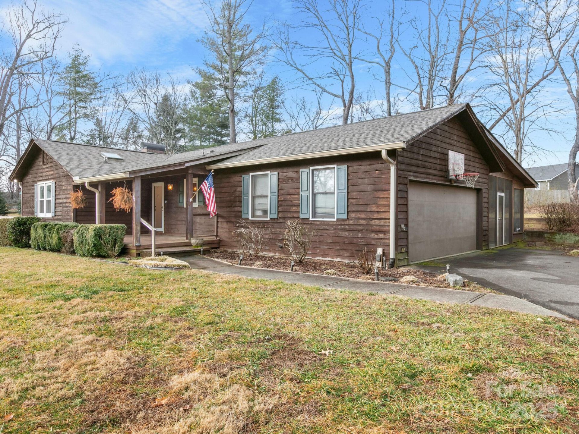 Property image 2 at 10 Shawn Drive, Etowah, NC 28729