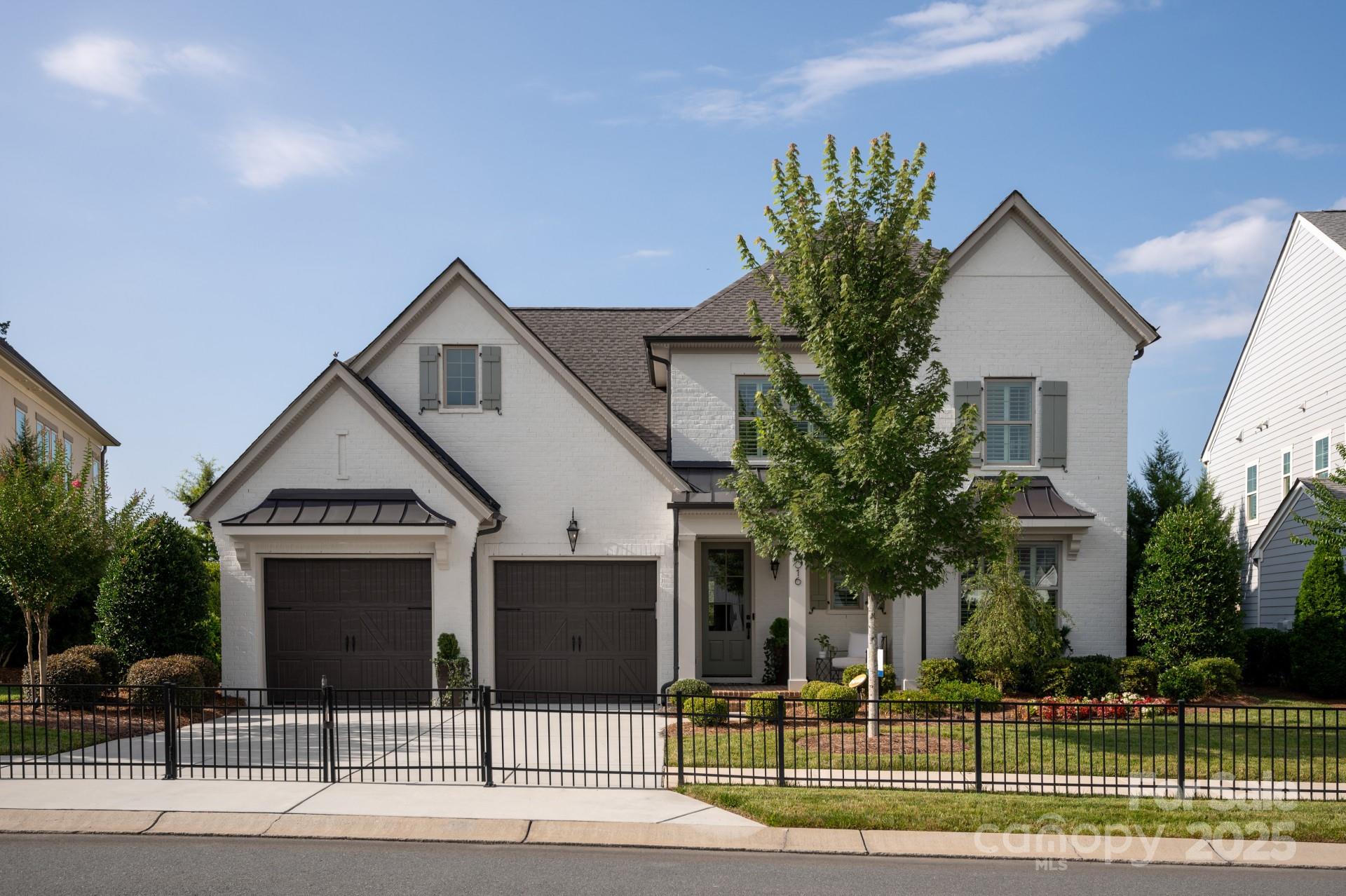 Property image 2 at 2016 Thatcher Way, Fort Mill, SC 29715
