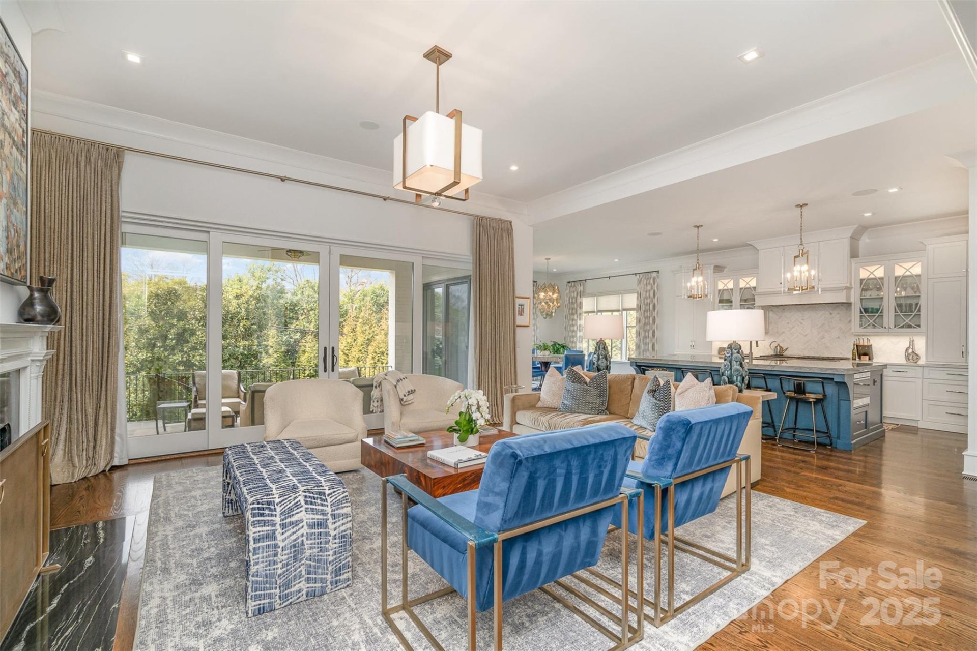 Property image 5 at 1328 S Kings Drive, Charlotte, NC 28207