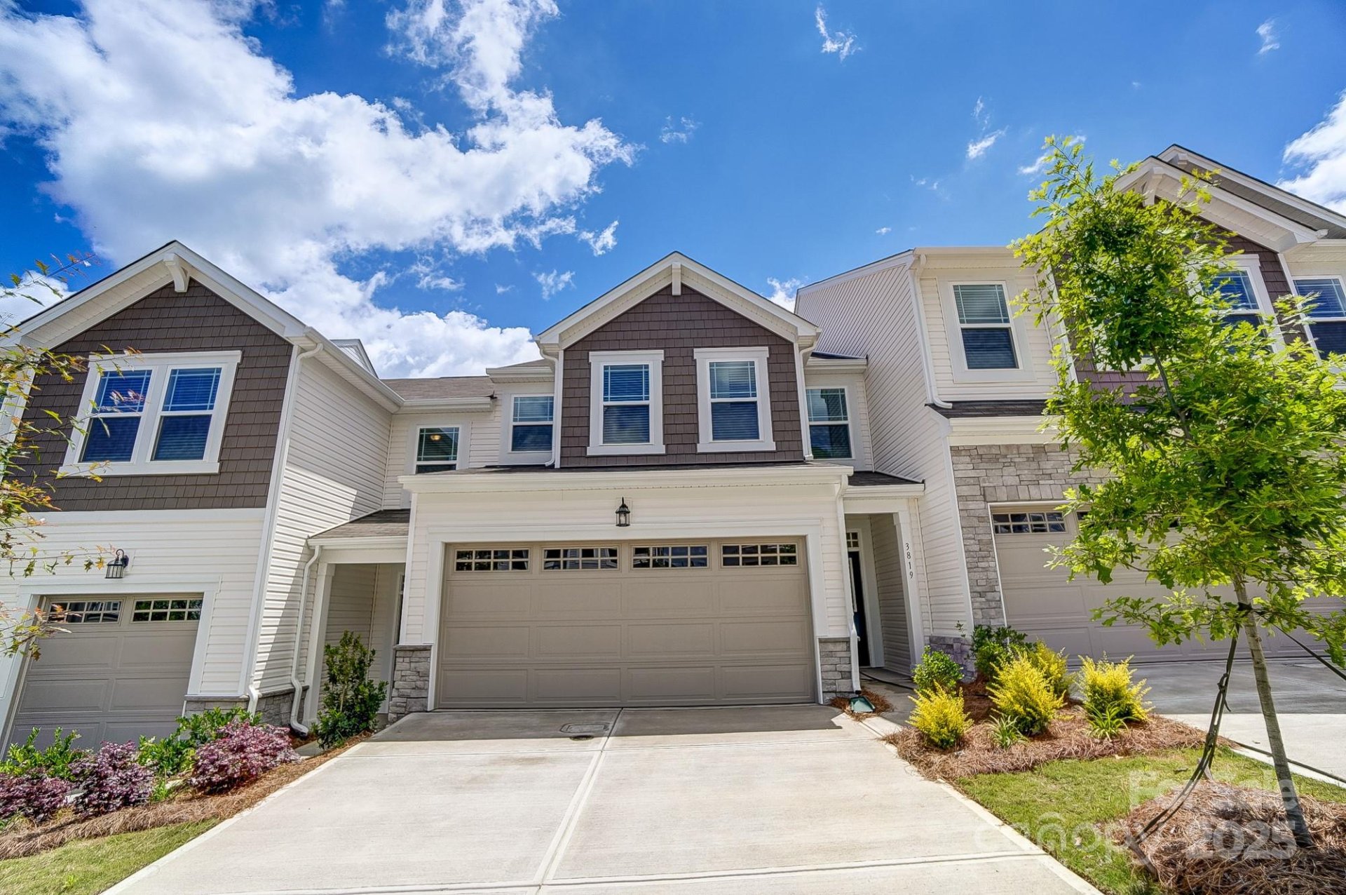 14726 Tamarack Drive