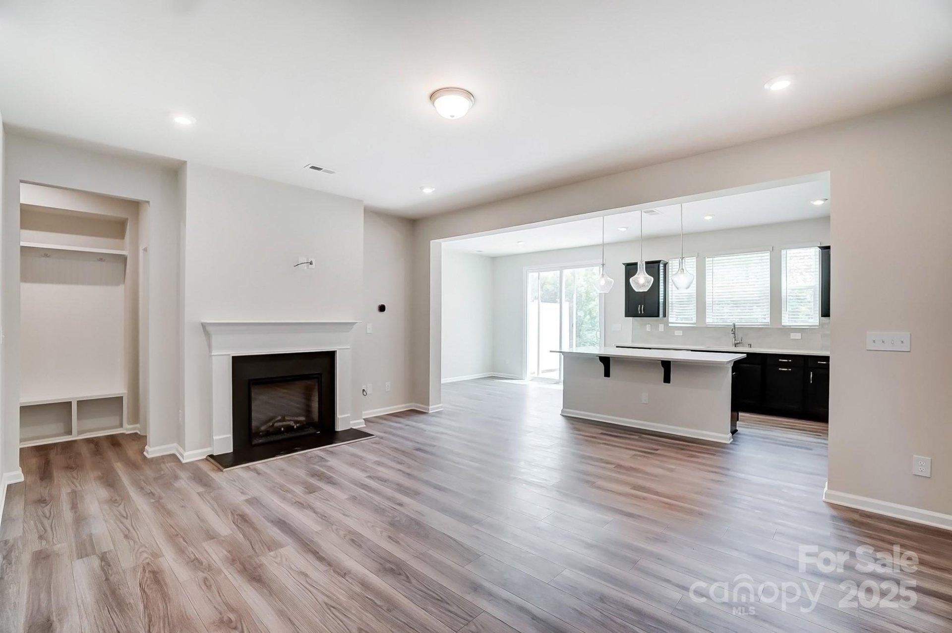 Property image 4 at 14726 Tamarack Drive, Charlotte, NC 28278