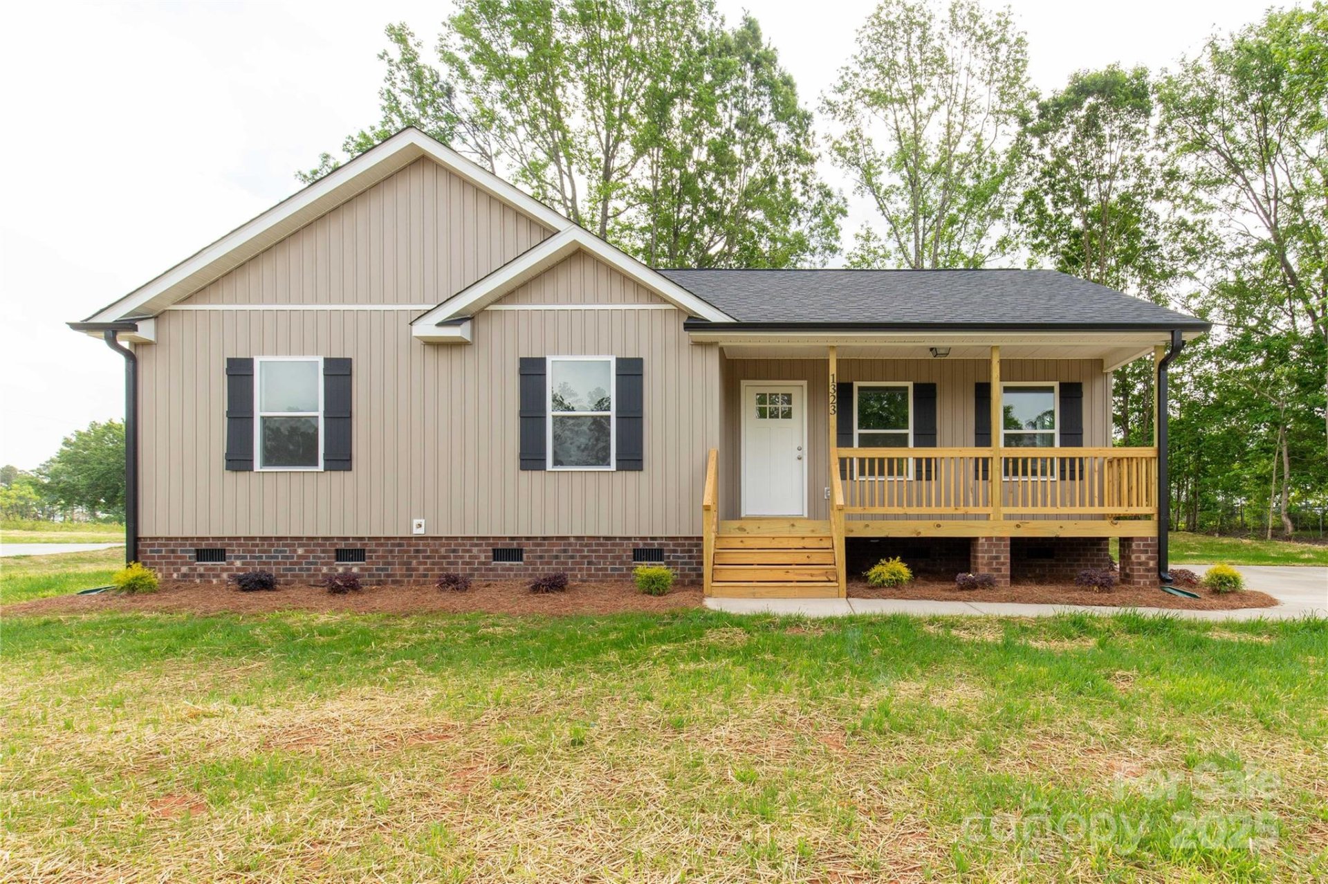 1323 Mack Drive