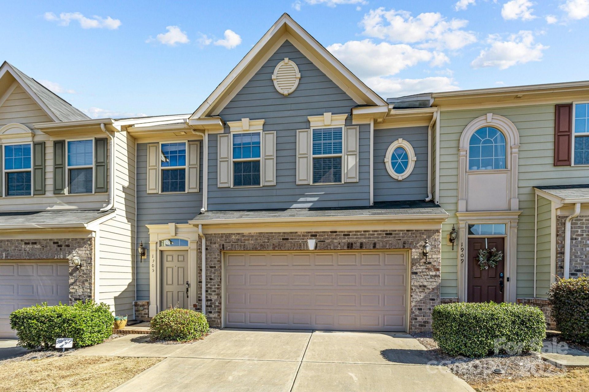 Property image 1 at 1905 Fleetwood Drive, Charlotte, NC 28208