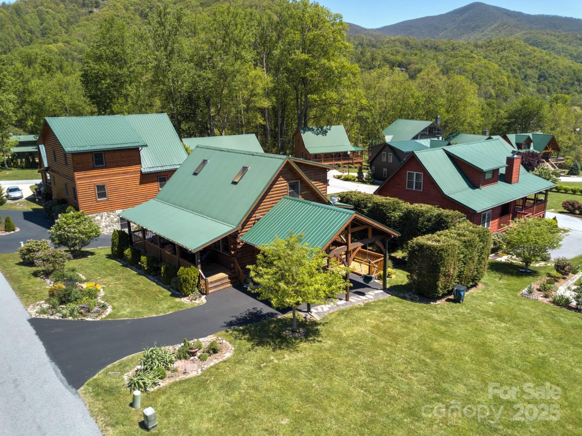 Property image 2 at 20 Contentment Place, Maggie Valley, NC 28751