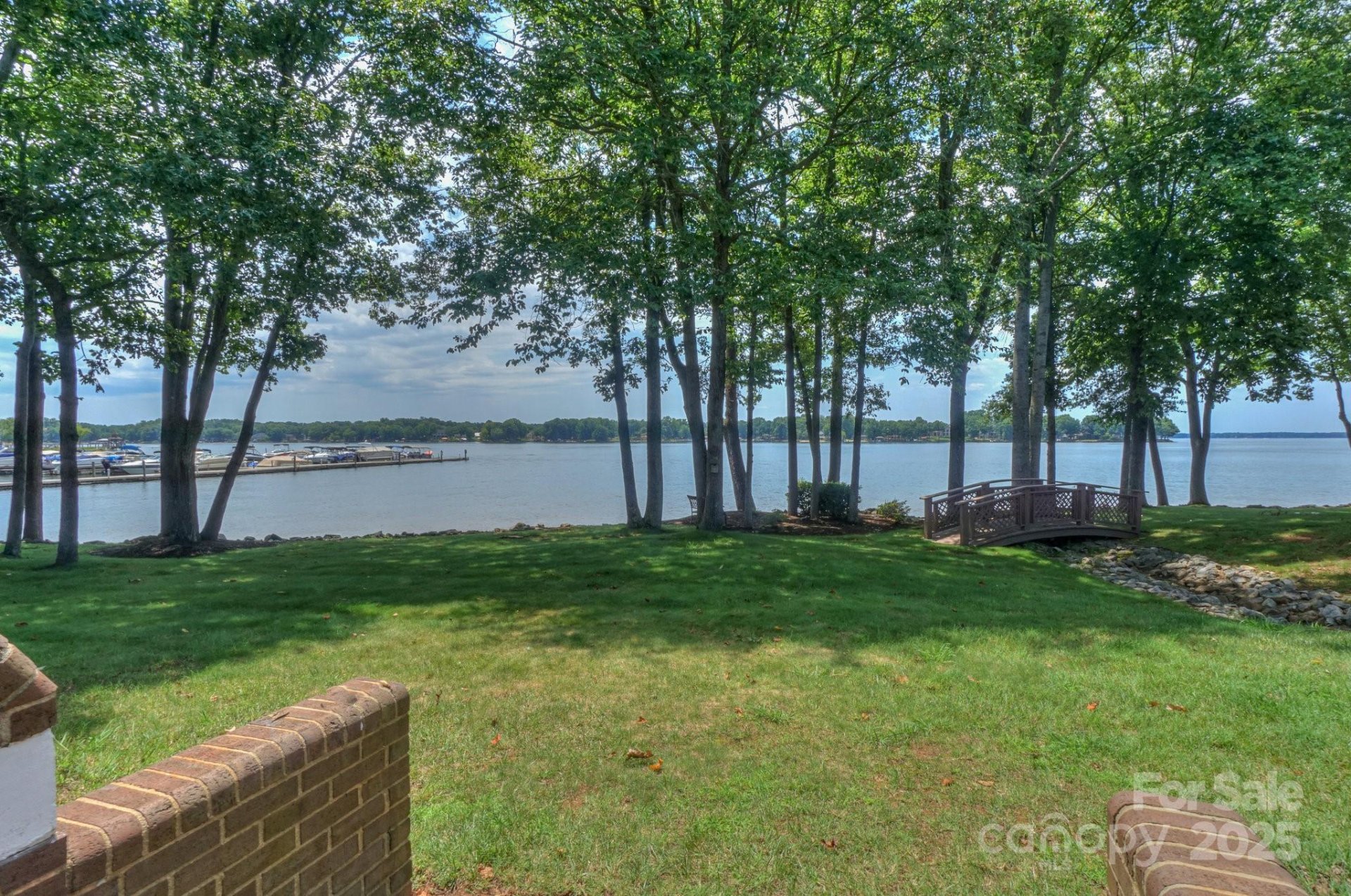 405 Northwest Drive