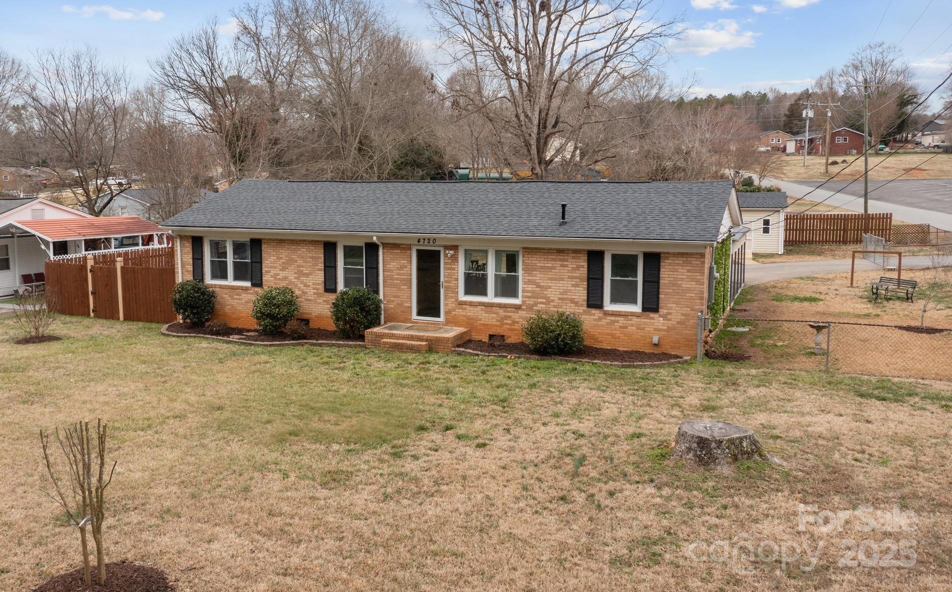 Property image 2 at 4720 Chapel Grove Road, Gastonia, NC 28052