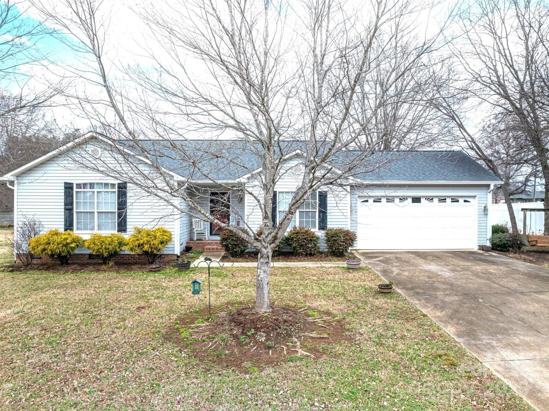 Property image 2 at 3248 St Vincent Drive, Claremont, NC 28610