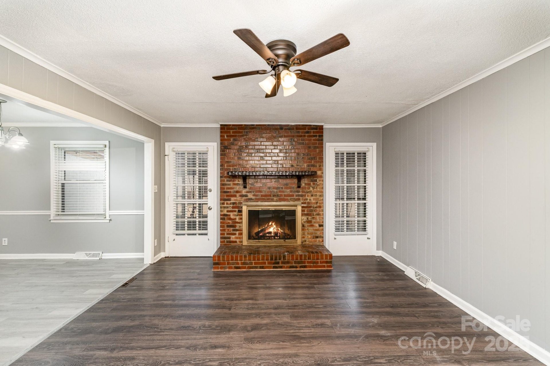 Property image 4 at 4815 Carriage Drive Circle, Charlotte, NC 28205