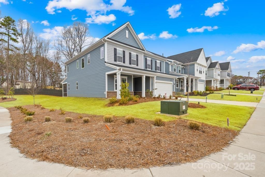 Property image 2 at 118 Golden Trail, Mooresville, NC 28115