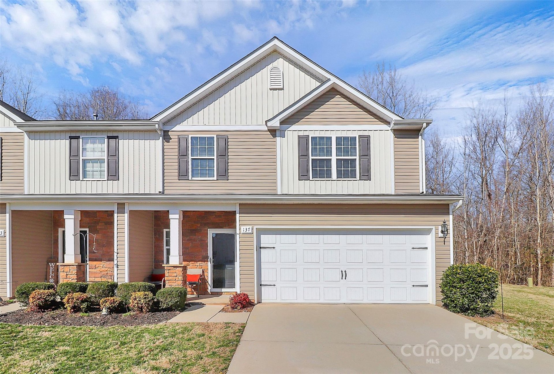 137 Woodbridge Circle