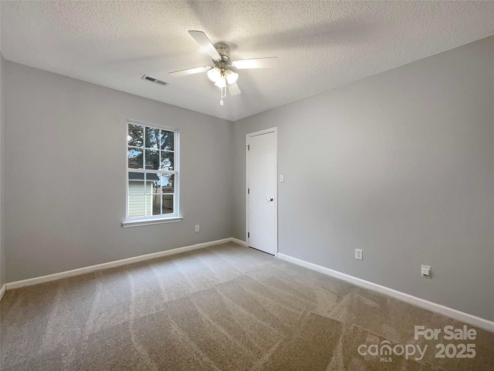 Property image 5 at 7926 Sir Barton Court, Charlotte, NC 28215