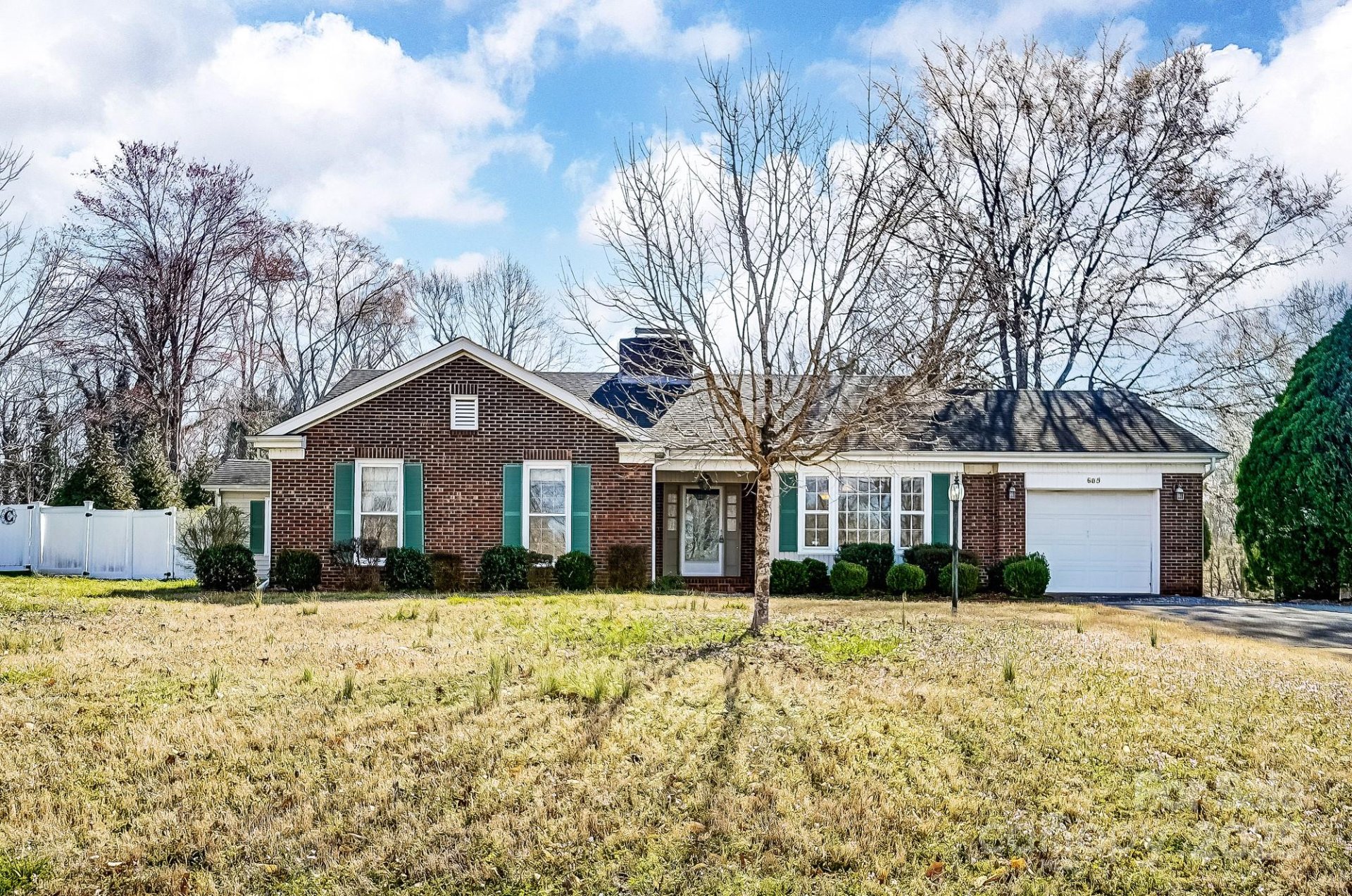 Property image 1 at 605 Ridgeway Drive, Belmont, NC 28012