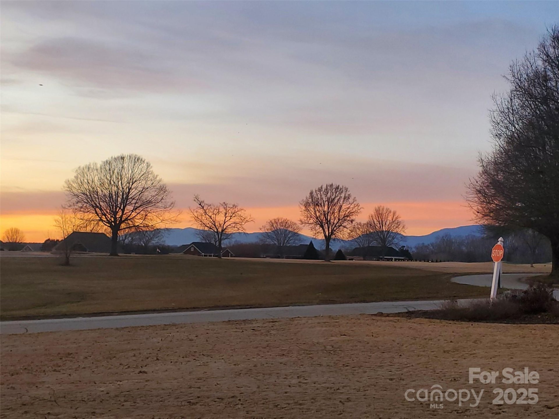 Property image 2 at 1 Carnoustie Court, Campobello, SC 29322