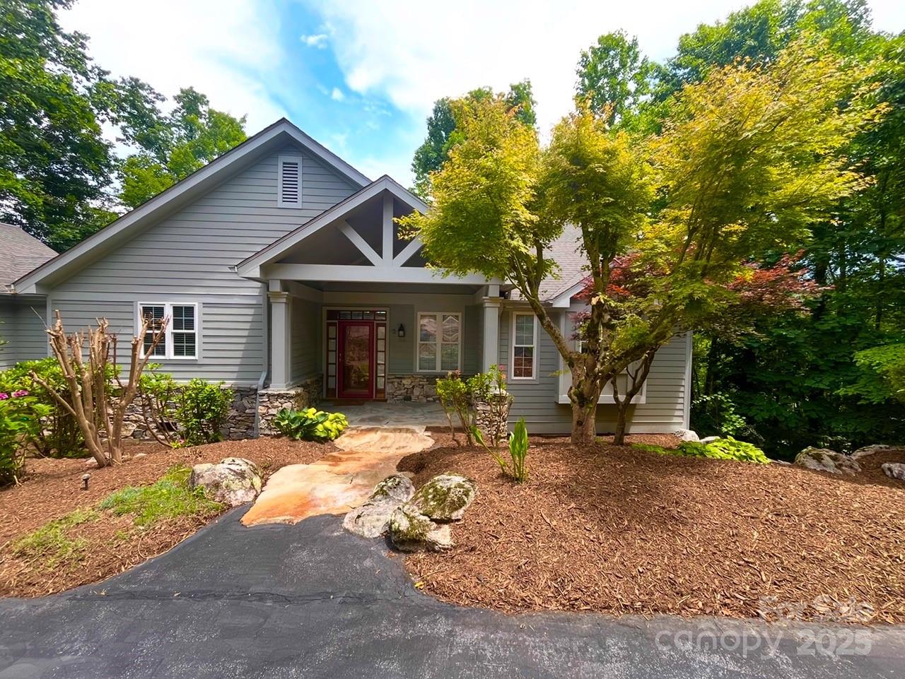 Property image 3 at 180 High Road Overlook, Hendersonville, NC 28739