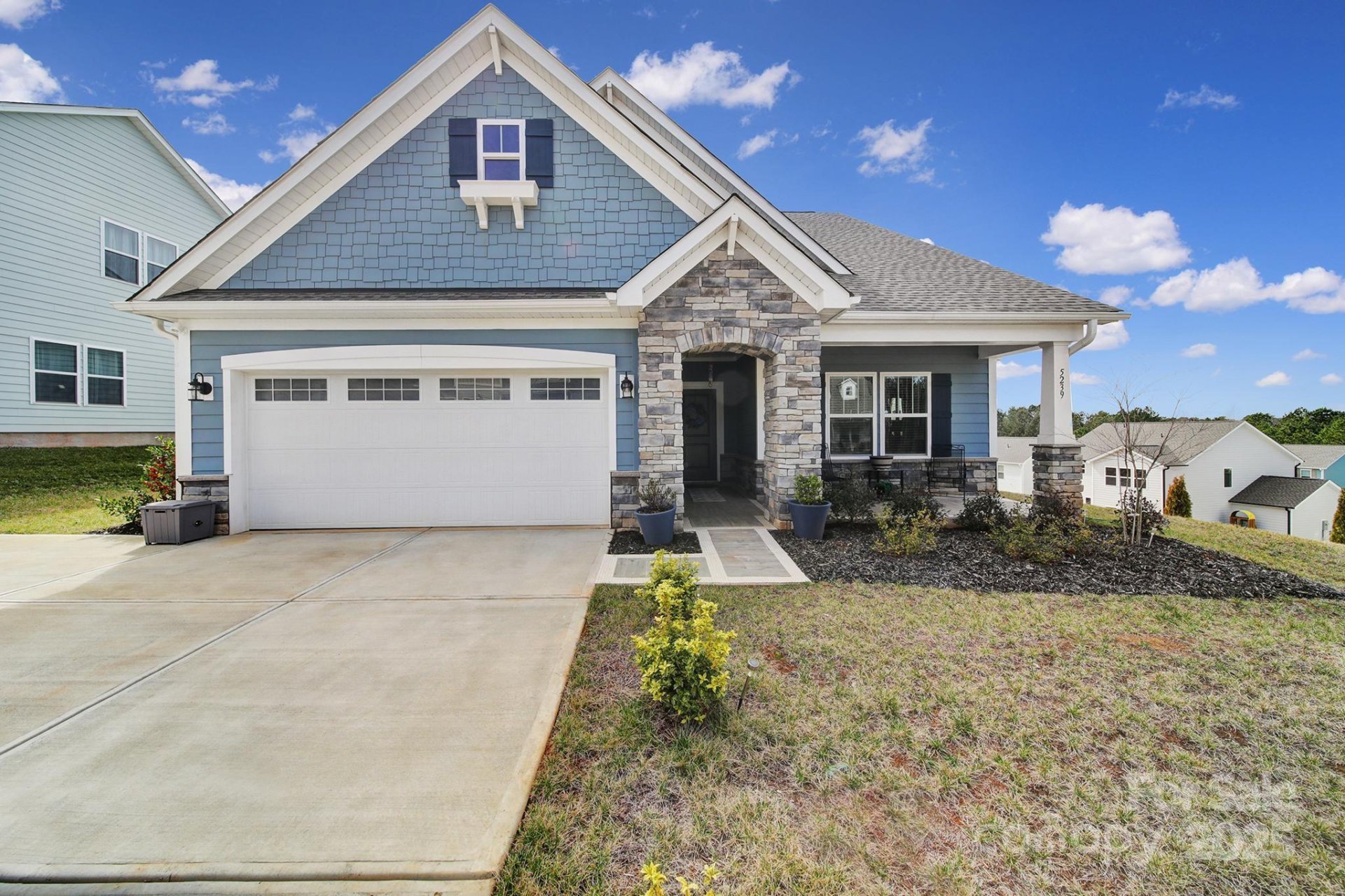 5239 Admirals Landing