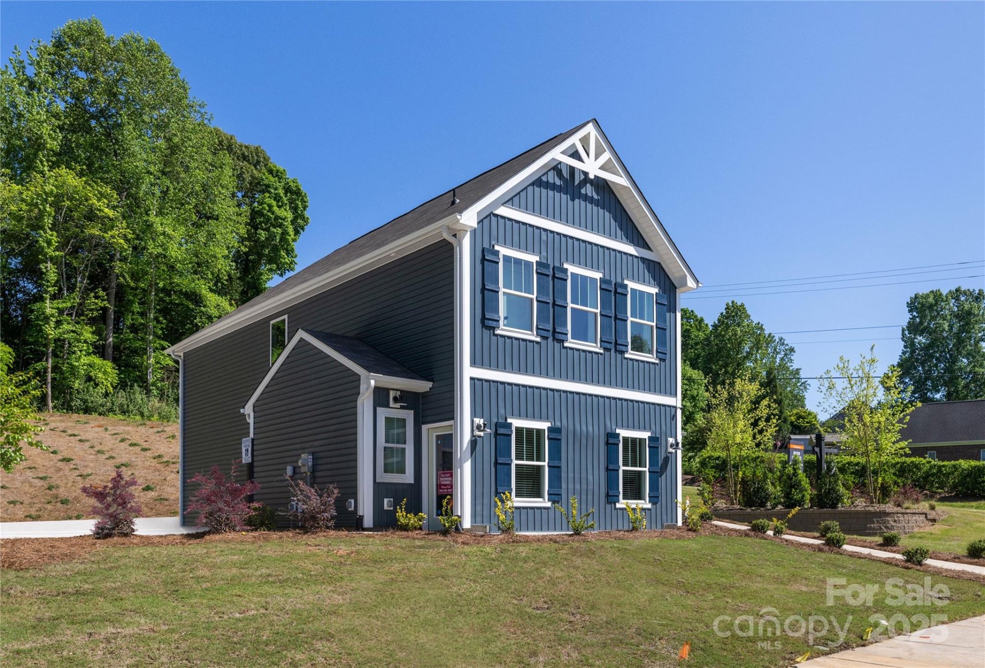 Property at 1402 Richmond Drive, Lowell, NC 28098