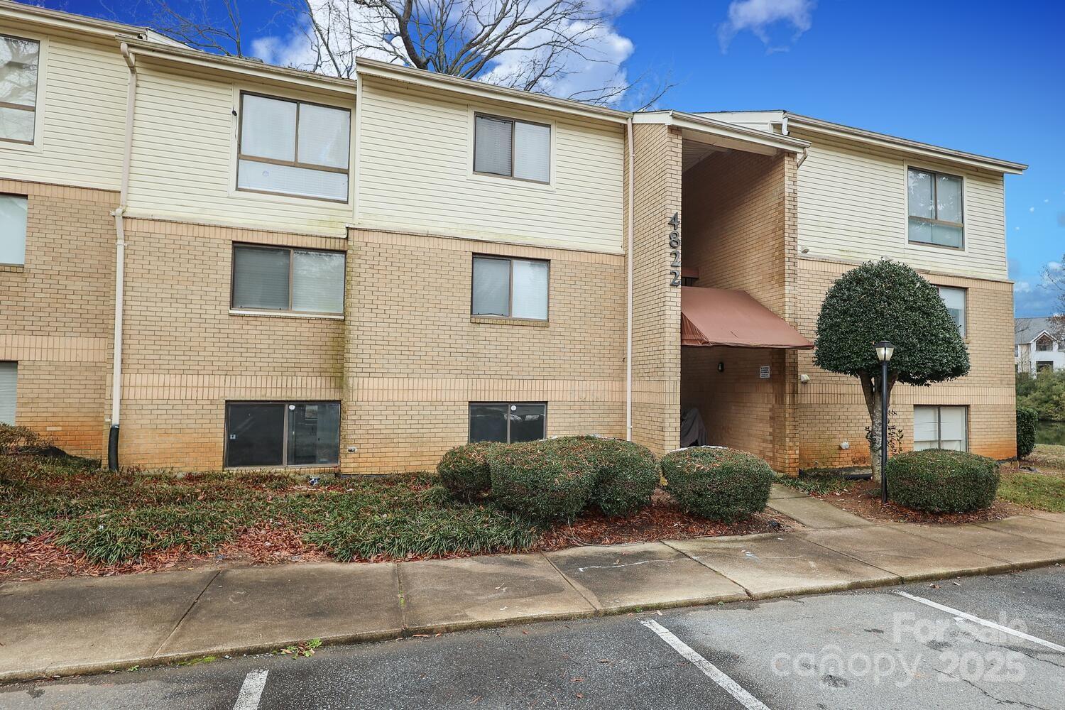 Watermark, Charlotte Community