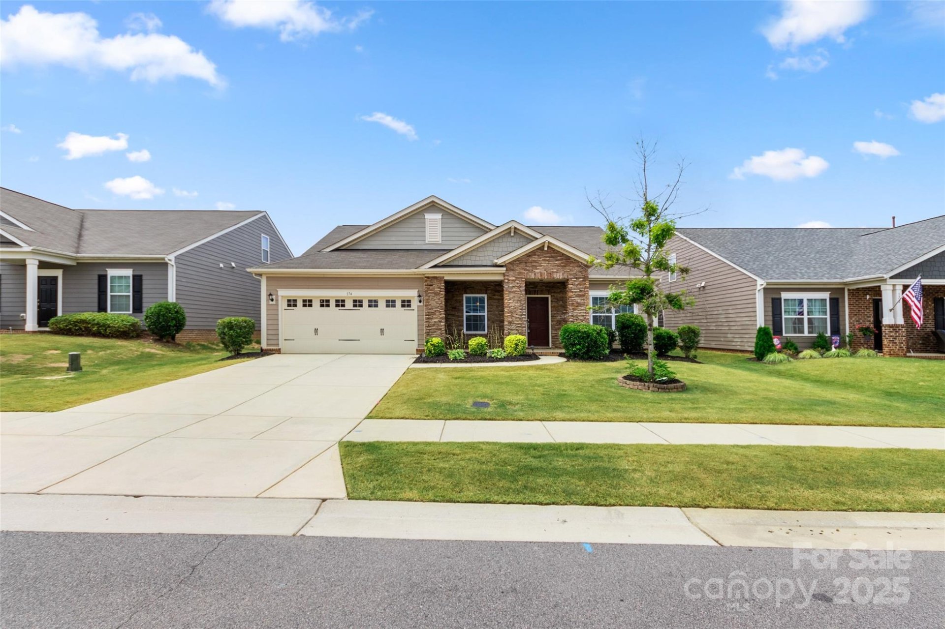 Property image 2 at 174 Glastonbury Drive, Mooresville, NC 28115