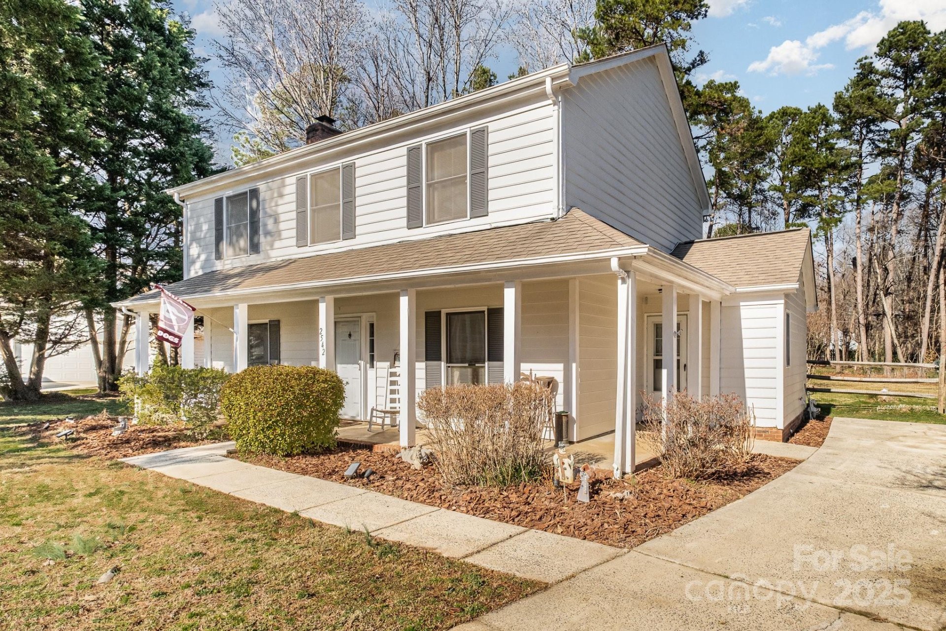 Property image 1 at 2542 Clearkirk Court, Matthews, NC 28105