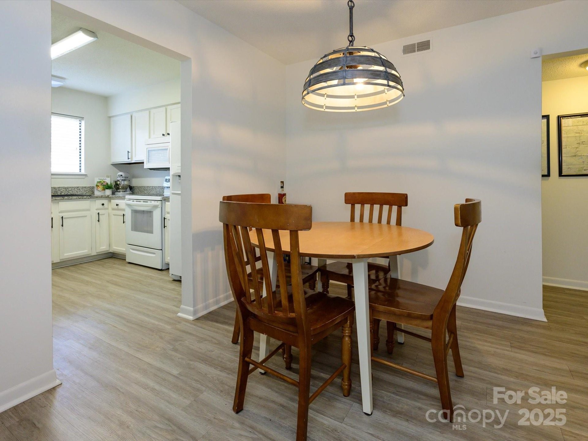 Property image 4 at 2900 Heathstead Place, Charlotte, NC 28210