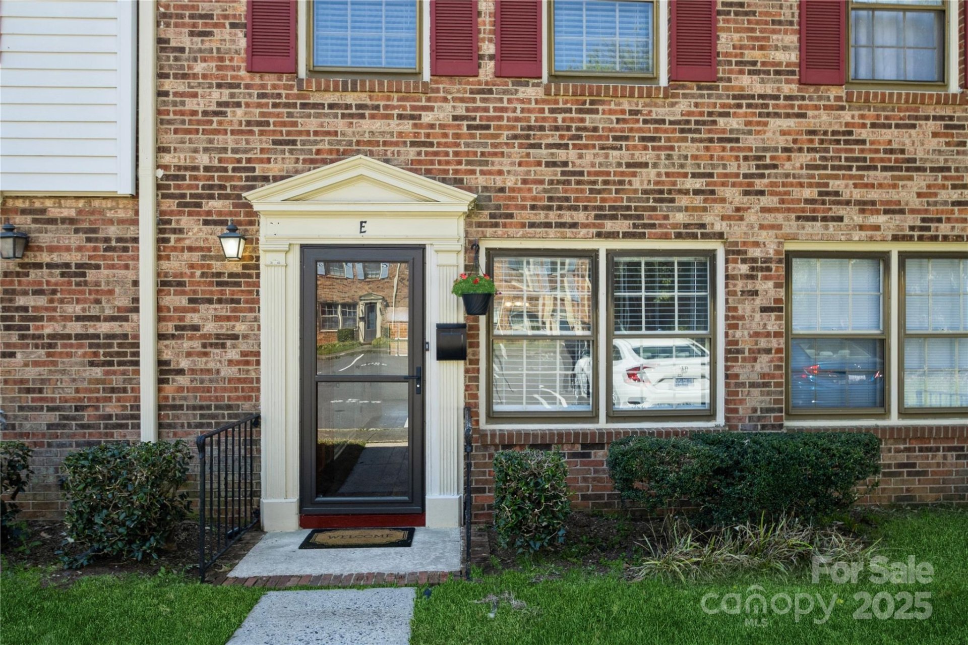 6322 Old Pineville Road