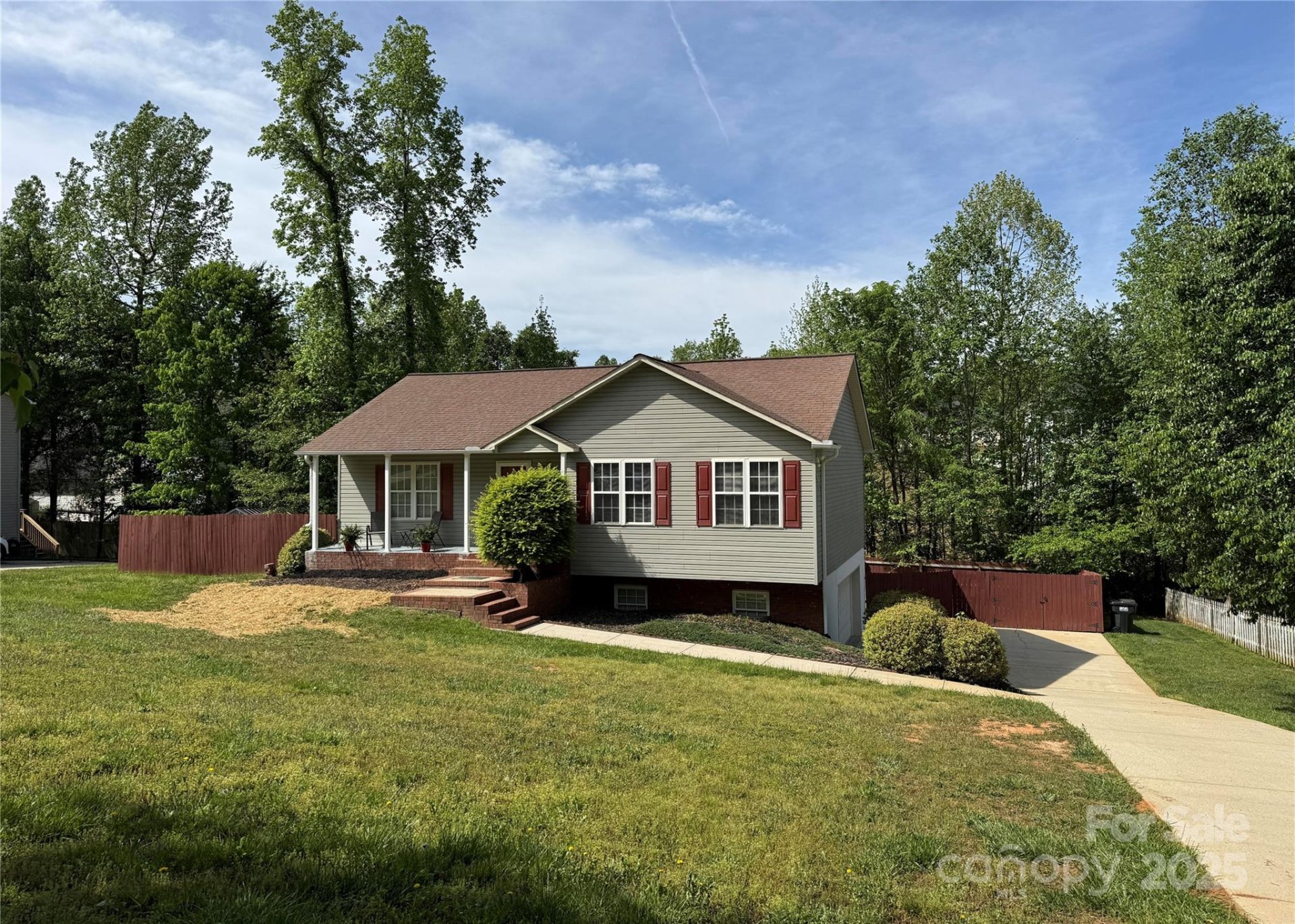 Property image 2 at 115 Scotch Irish Lane, Troutman, NC 28166