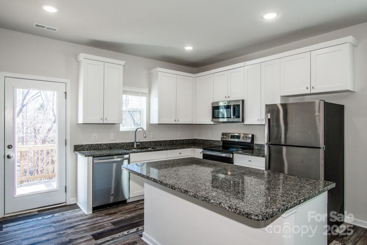Property image 3 at 3220 5th Street Court, Hickory, NC 28601