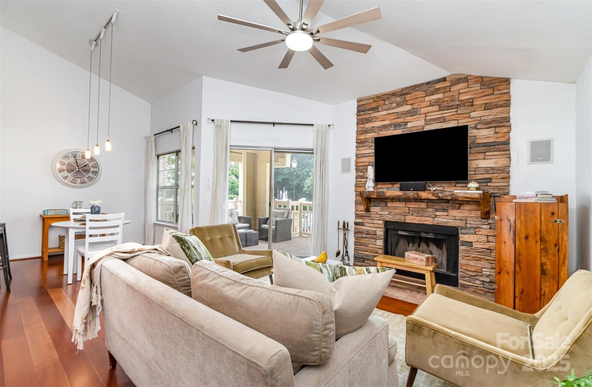 Property image 3 at 5011 Sharon Road, Charlotte, NC 28210
