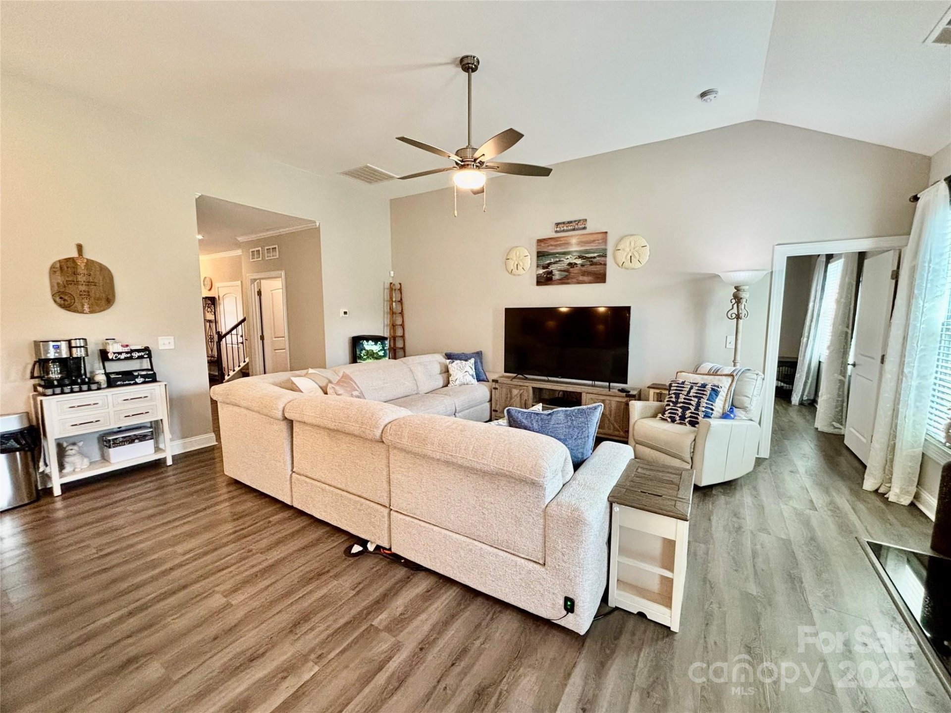 1024 Mayapple Way