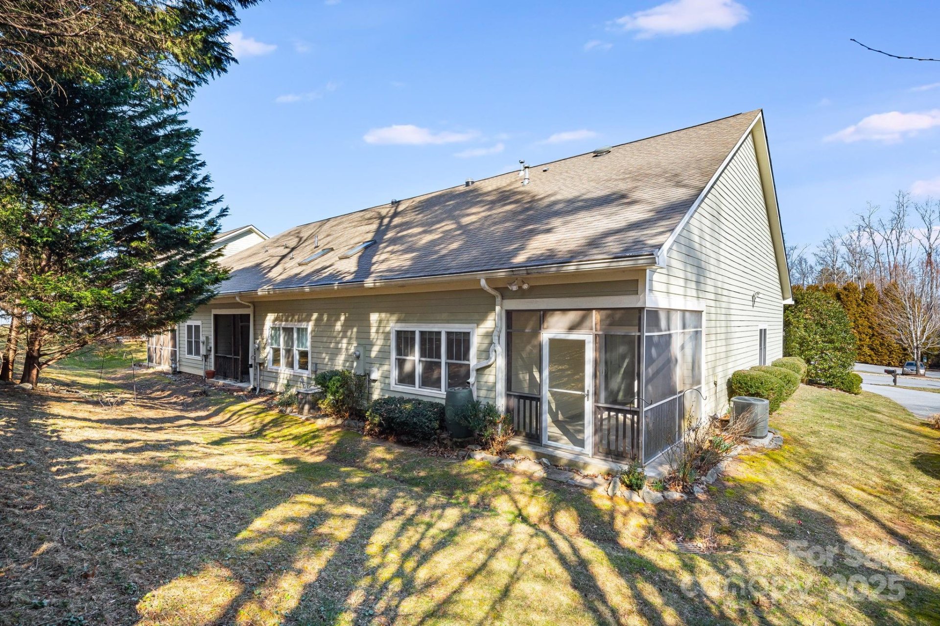 Property image 2 at 19 Fox Briar Drive, Fletcher, NC 28732