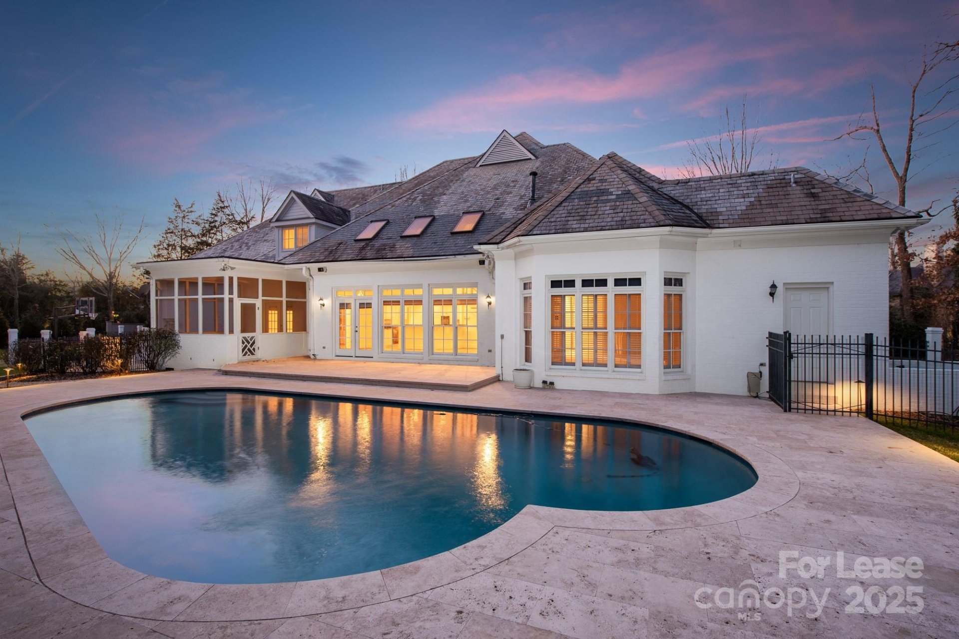 Property image 2 at 4545 Fox Brook Lane, Charlotte, NC 28211