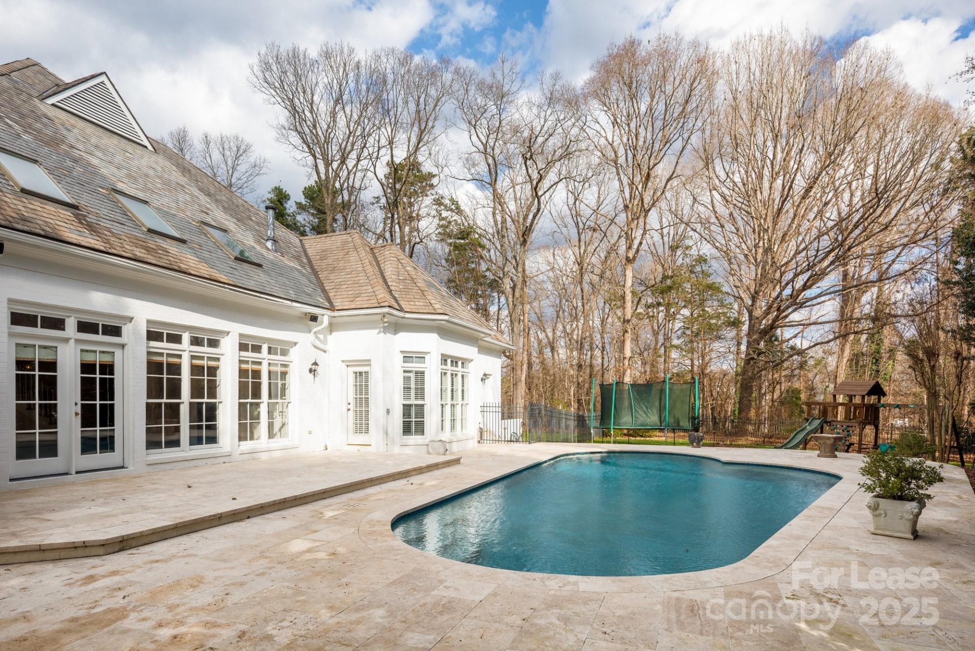 Property image 3 at 4545 Fox Brook Lane, Charlotte, NC 28211