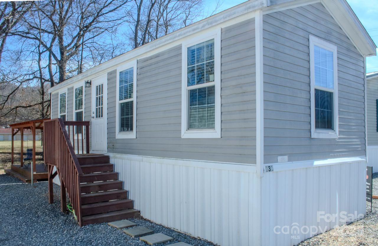 Property image 1 at 131 Pike Point, Waynesville, NC 28785