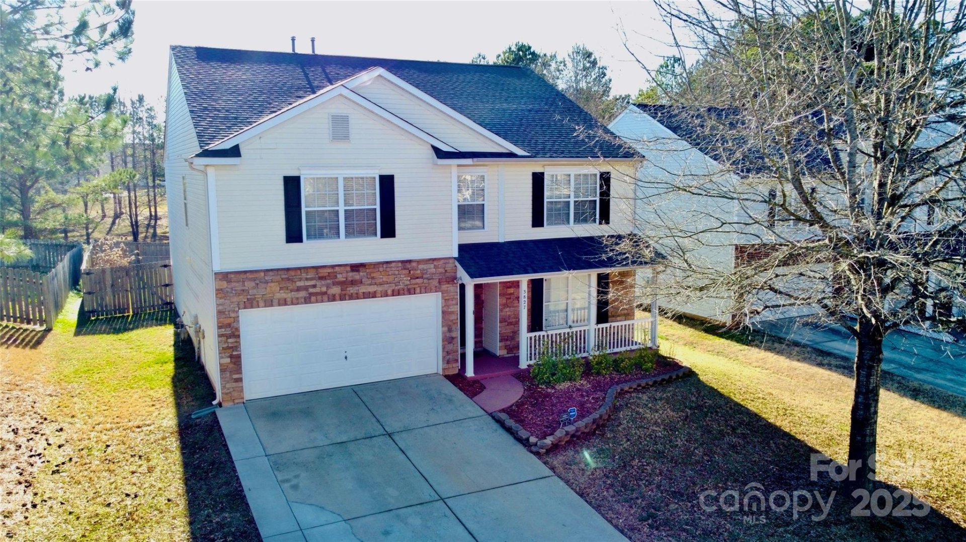 Property image 2 at 3827 Larkhaven Village Drive, Charlotte, NC 28215