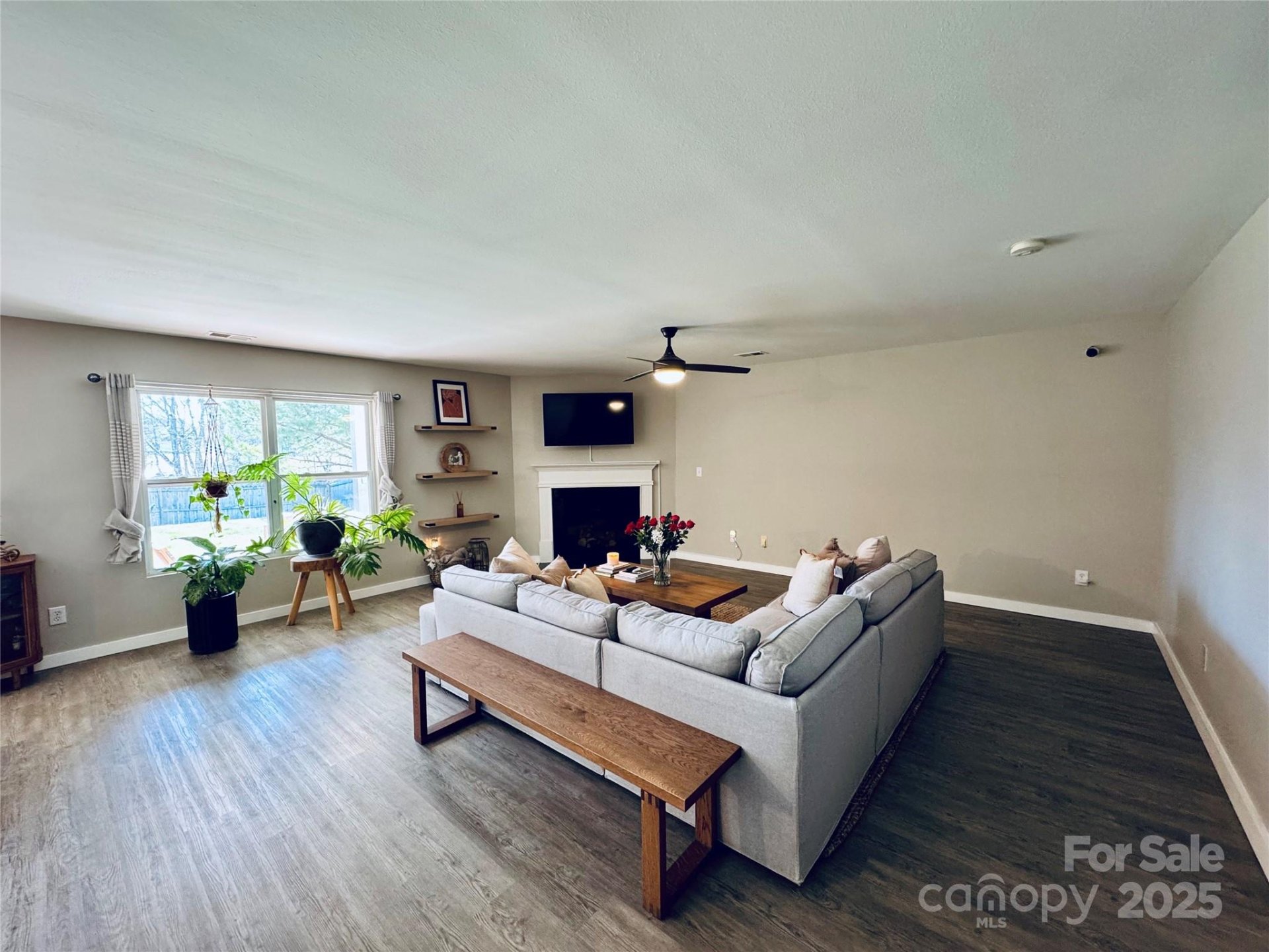 Property image 5 at 3827 Larkhaven Village Drive, Charlotte, NC 28215