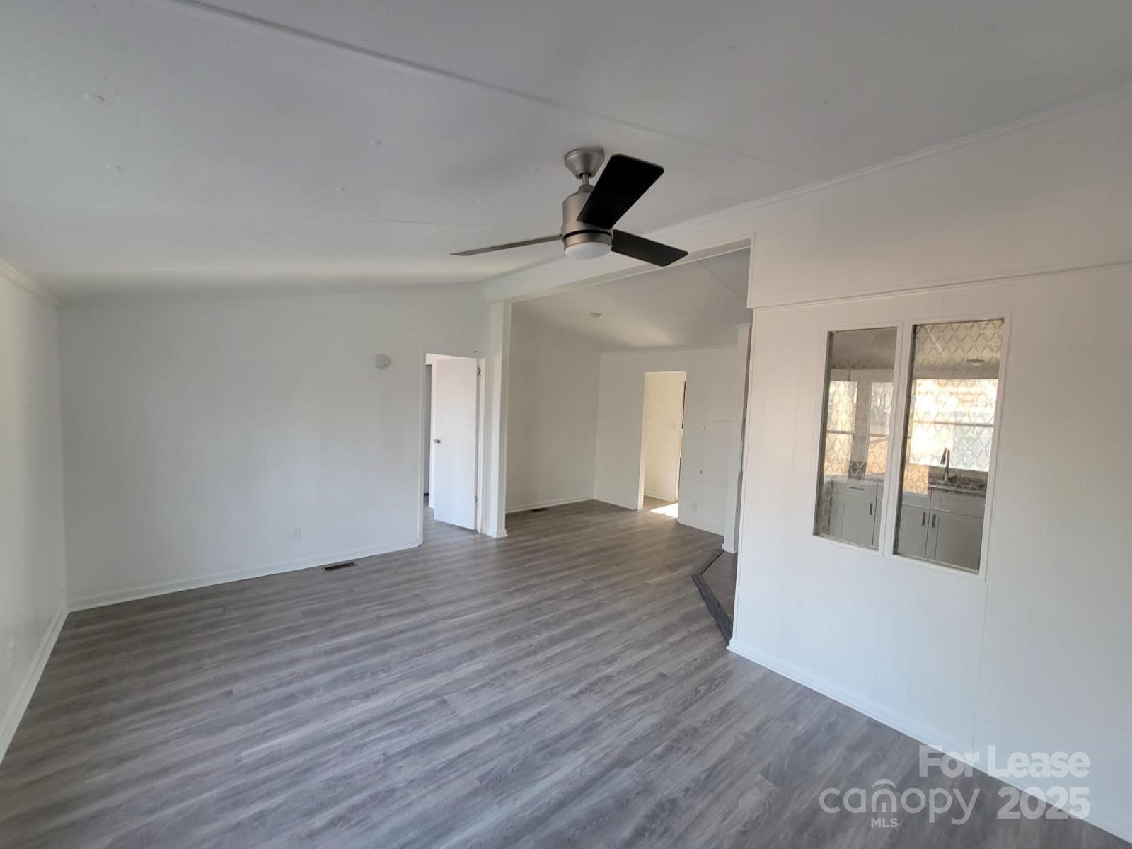 Property image 4 at 11519 Forestwinds Lane, Charlotte, NC 28216