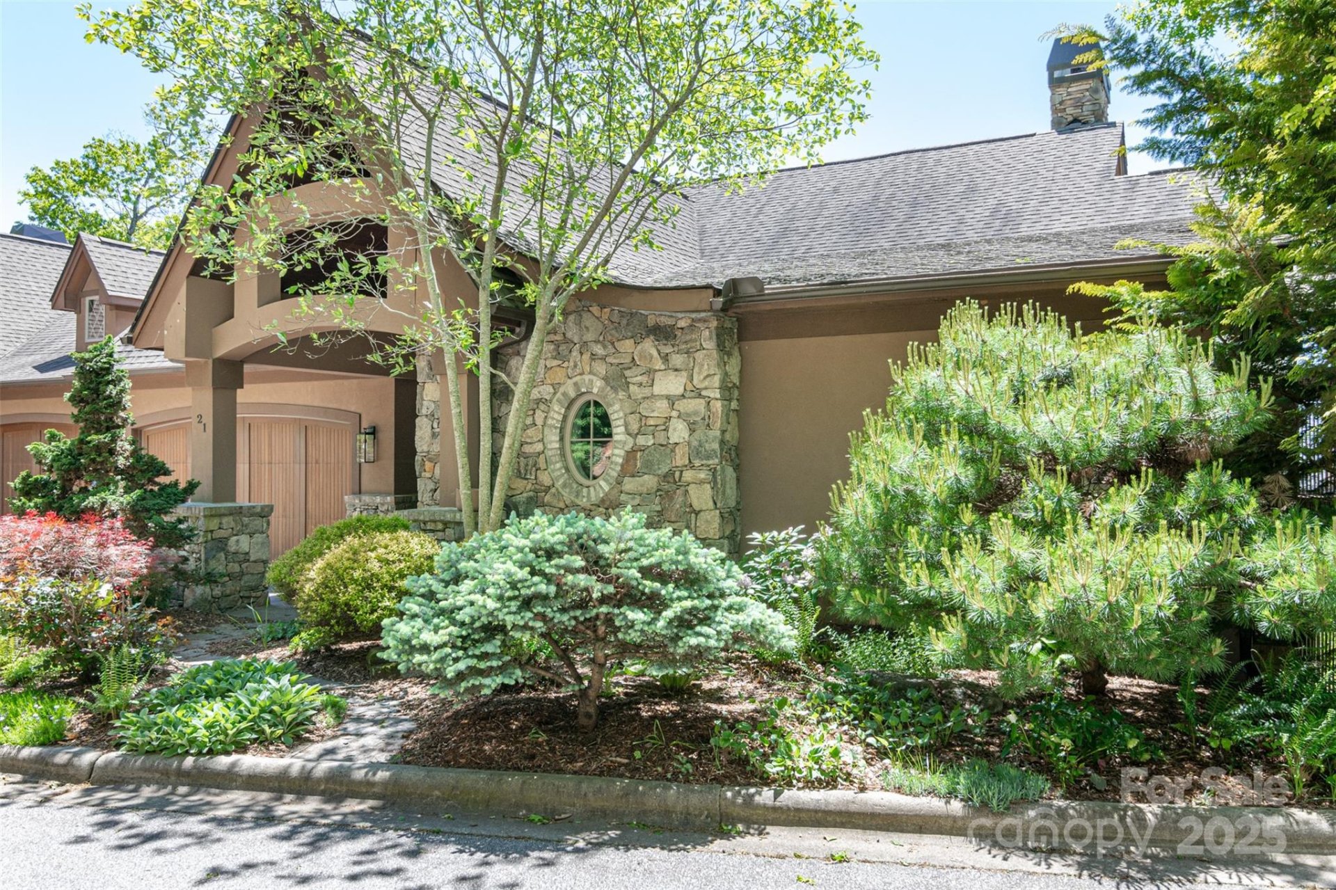 Property image 3 at 21 South Point Drive, Asheville, NC 28804