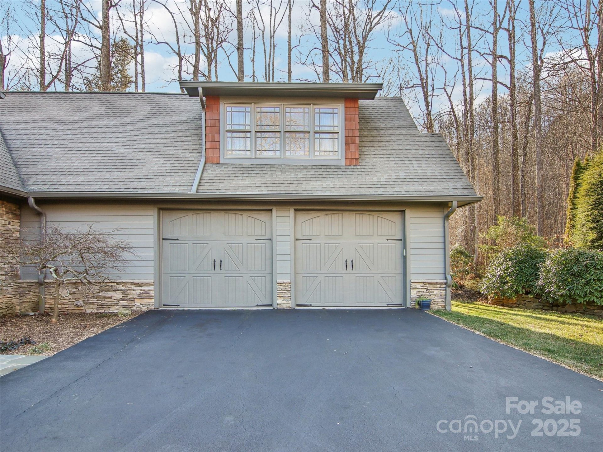 Property image 3 at 131 Falkirk Way, Zirconia, NC 28790