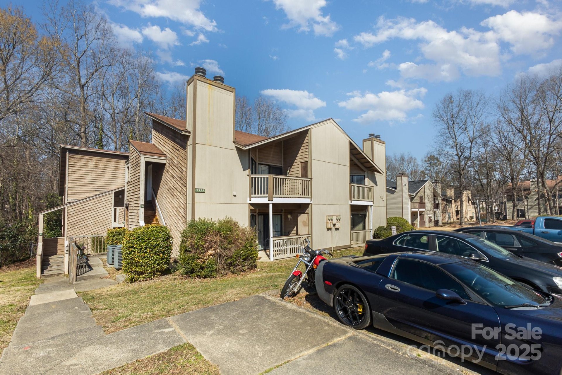 Property image 2 at 4400 Sharon Chase Drive, Charlotte, NC 28215