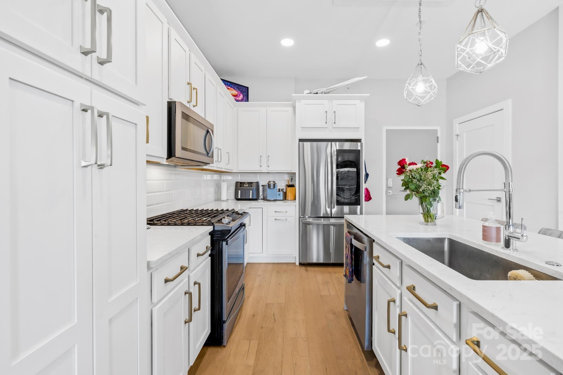 Property image 4 at 2401 Euclid Avenue, Charlotte, NC 28203