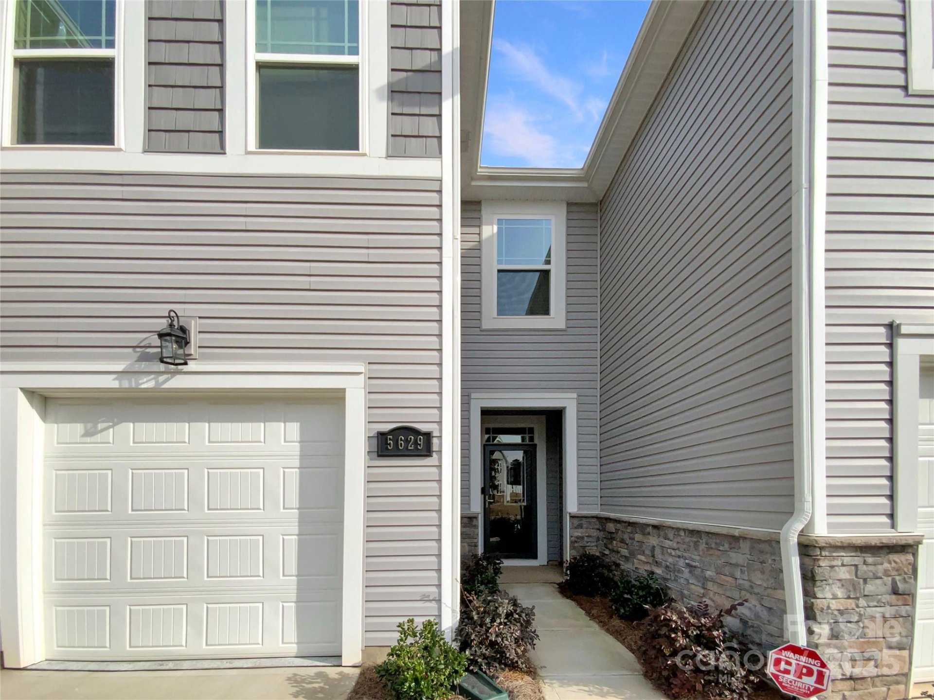 5629 Axil Lane