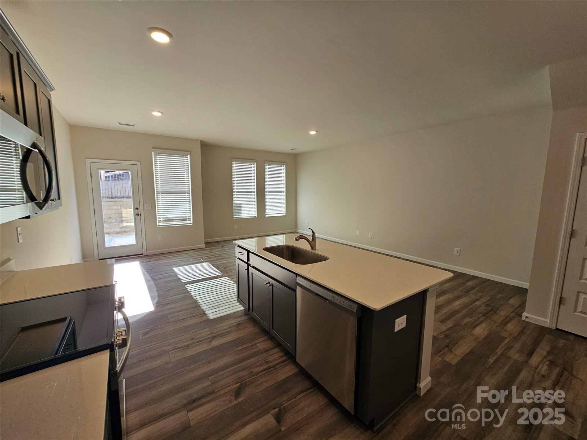 Property image 1 at 2735 Winn Mill Drive, Gastonia, NC 28056