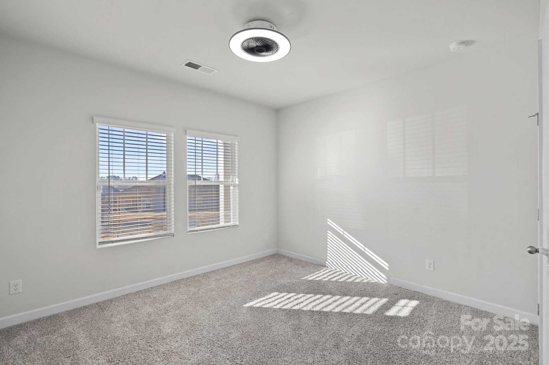 Property image 4 at 3012 Seville Street, Charlotte, NC 28214