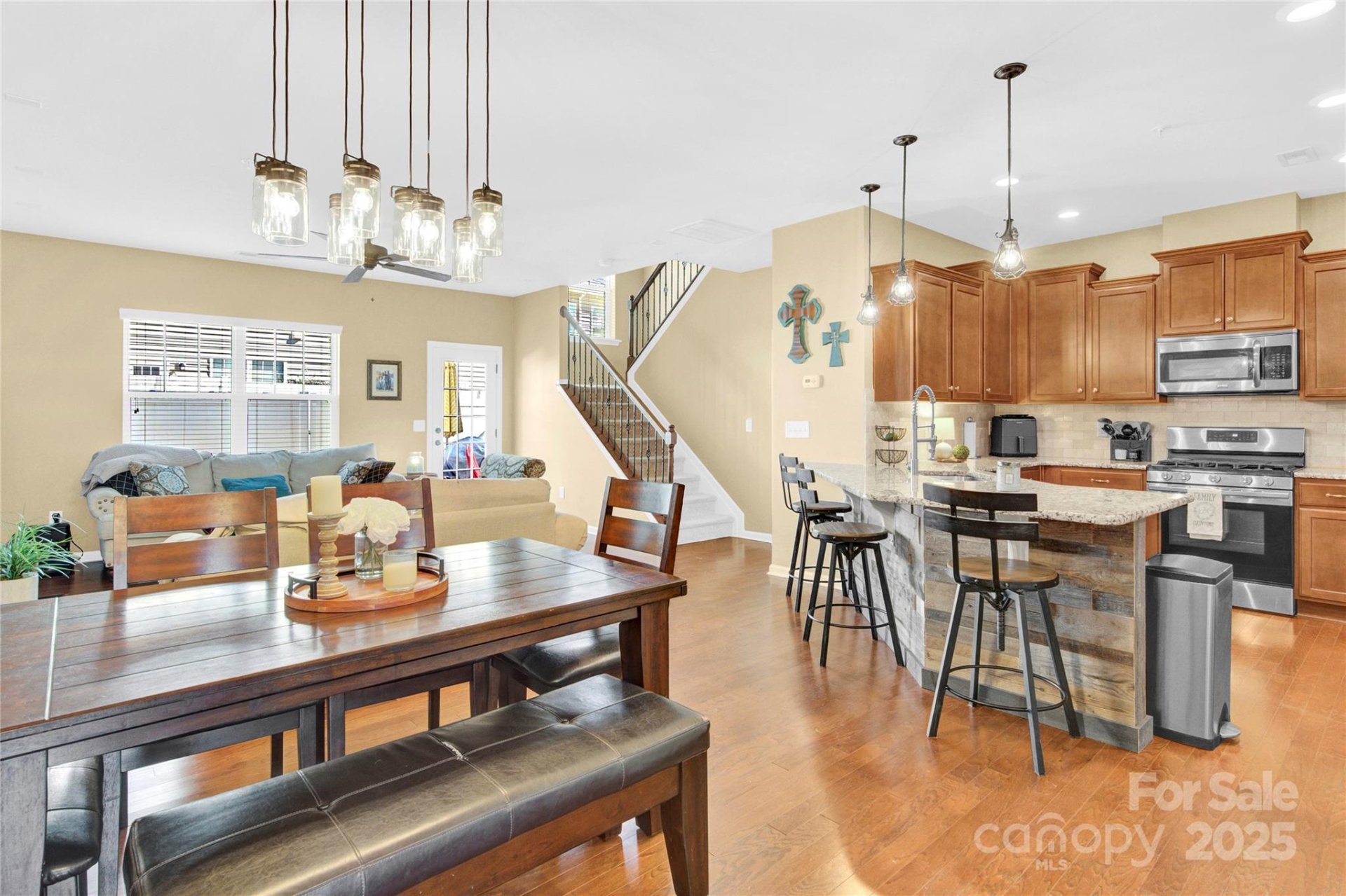 Property image 4 at 105 Clarendon Street, Mooresville, NC 28117